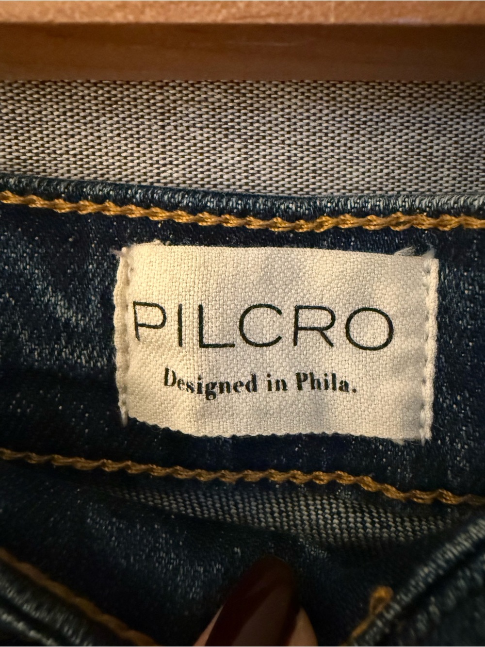 Pilcro (Anthropologie) Heritage Curve Mid-Rise Wide-Leg Jeans Washed Blue Denim - Picture 4 of 11